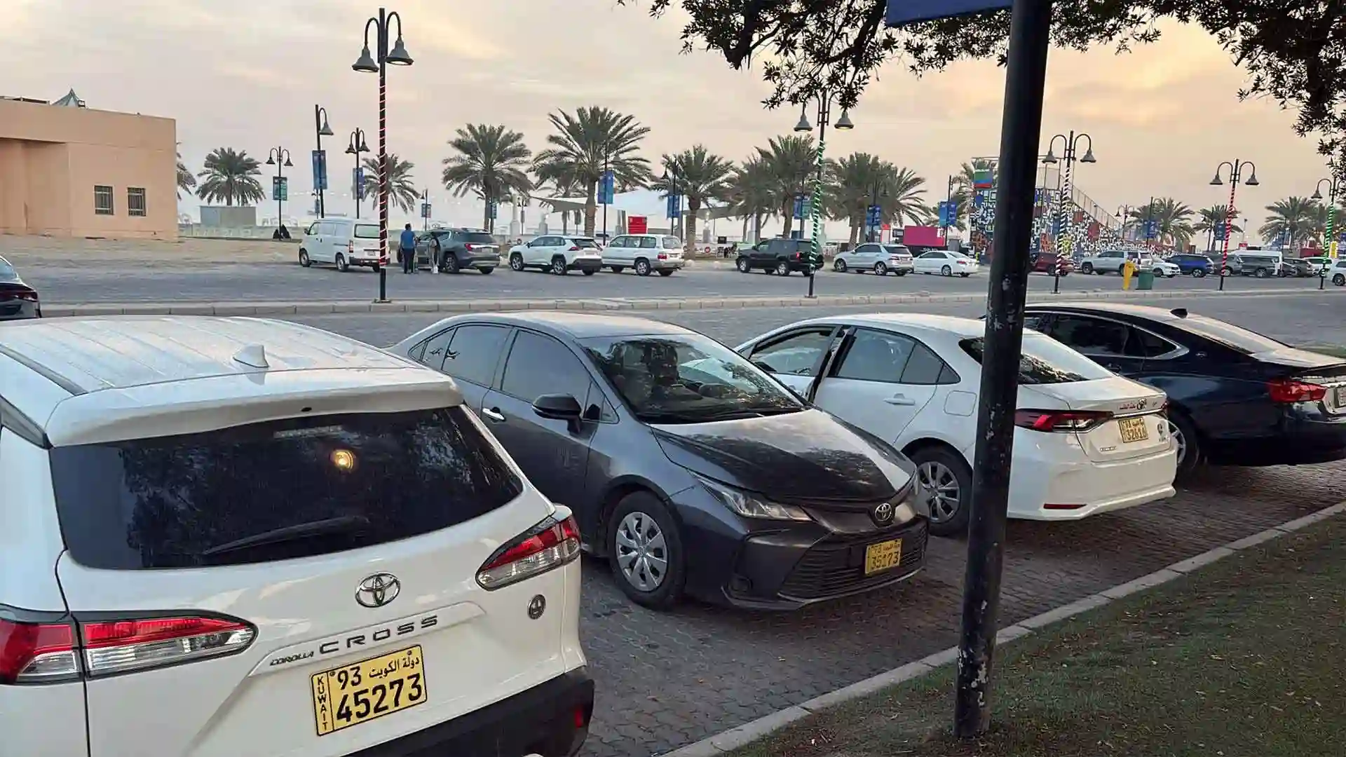 تاكسي حولي الحين - خدمة توصيل فورية محافظة حولي