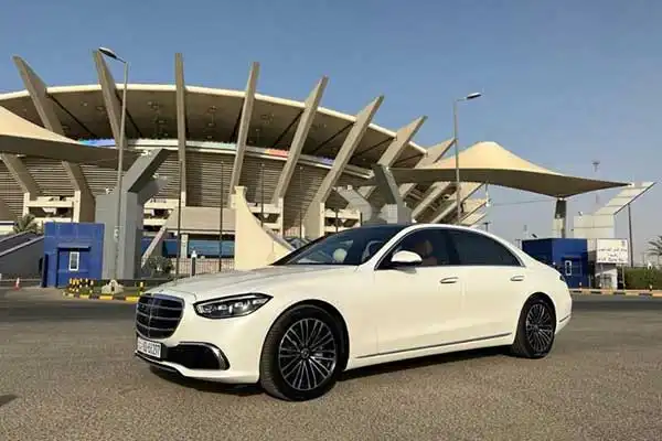 تاكسي الكويت في شوارع المنقف