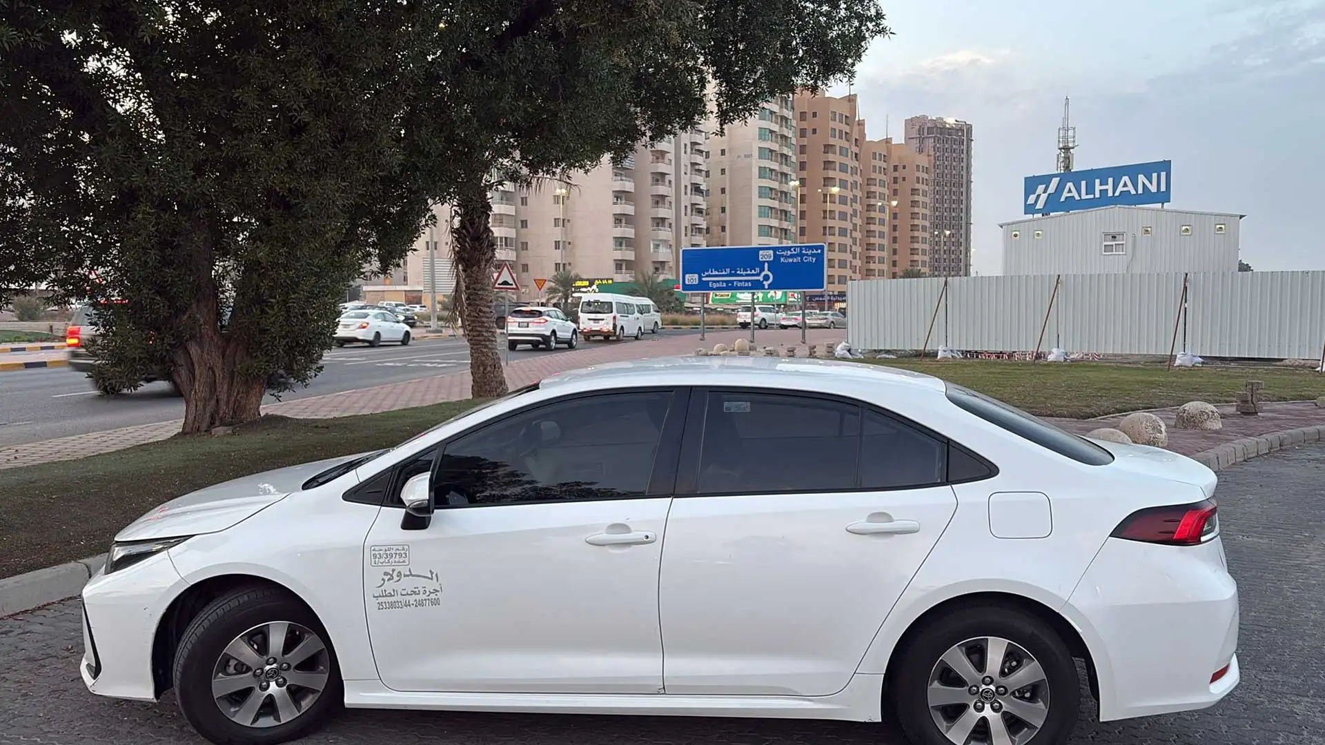 تاكسي مبارك الكبير الحين